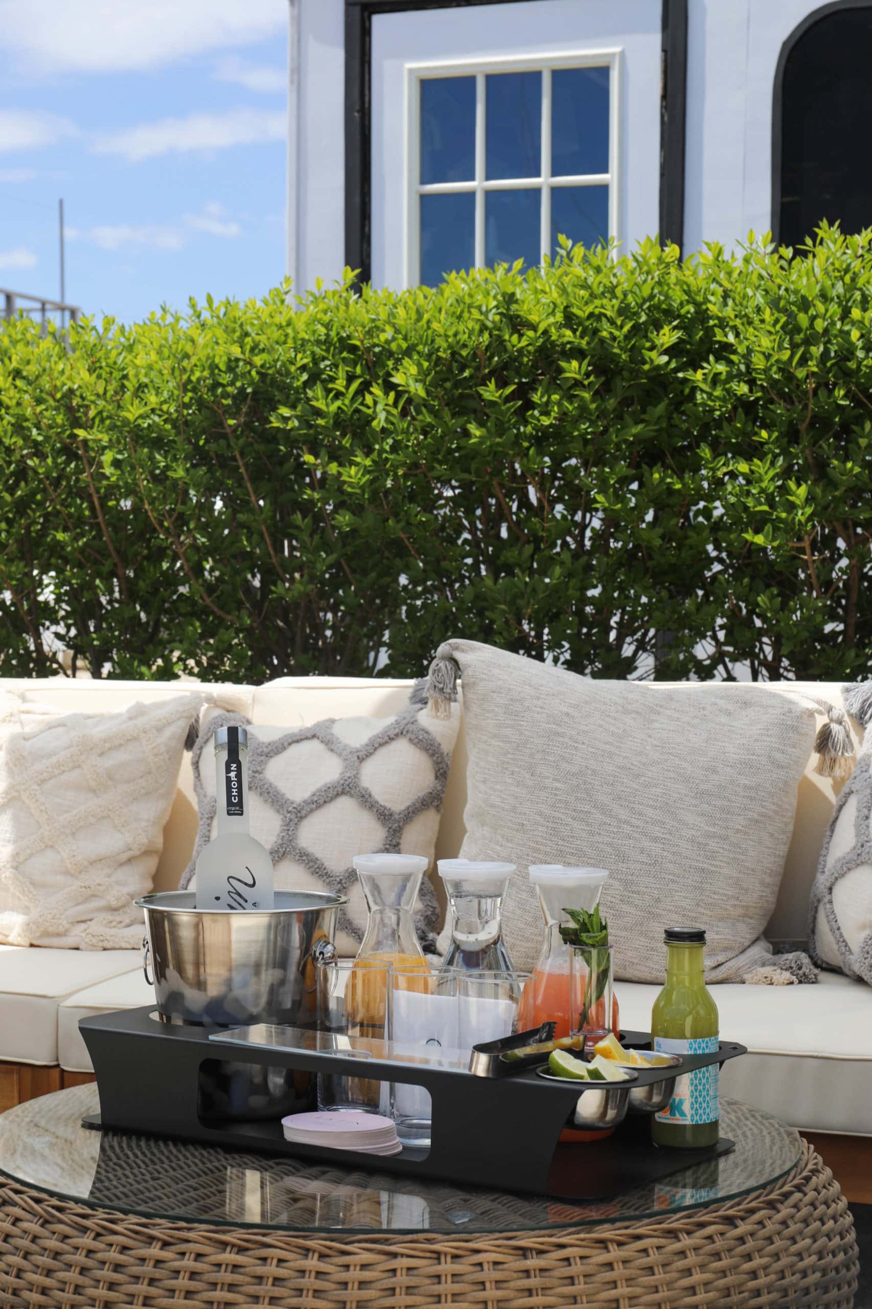 La Fin Kitchen & Lounge Montauk » LAYNE FABLE » Hamptons 2021